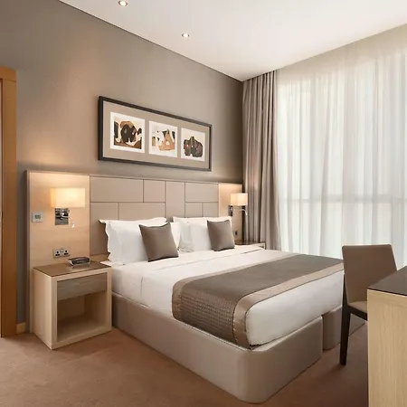 Tryp By Wyndham Abu Dhabi City Center